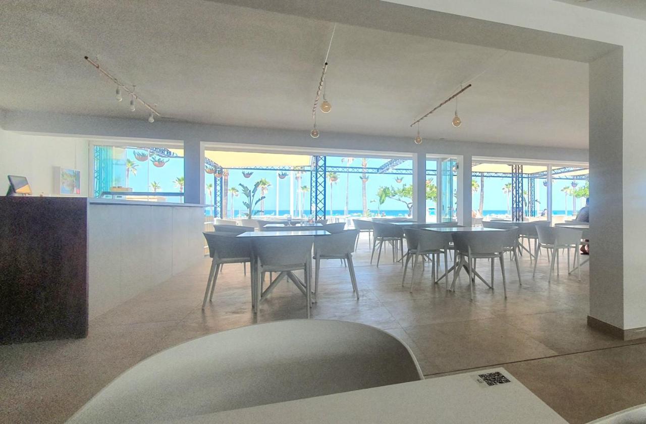 Apartamento Junto A La Playa By Hugo Beach Apartment Gandia Exterior photo